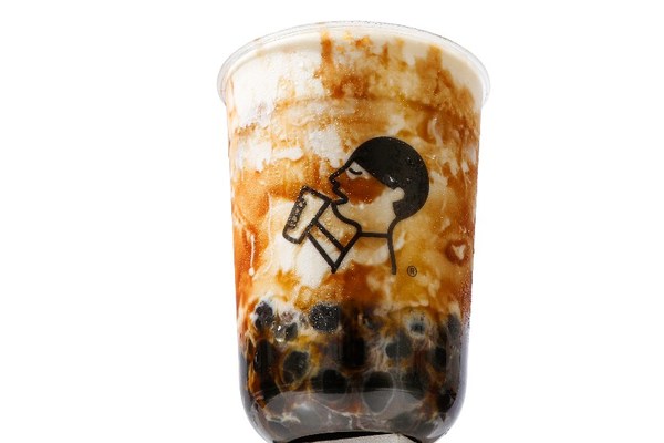 喜茶首款牛奶黑科技饮品超厚牛乳波波登陆上海,上市当天热销近50000杯